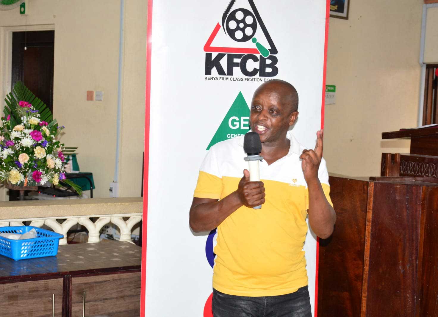 Parents Urged to Take Lead Role in Protecting Minors from Inappropriate Content