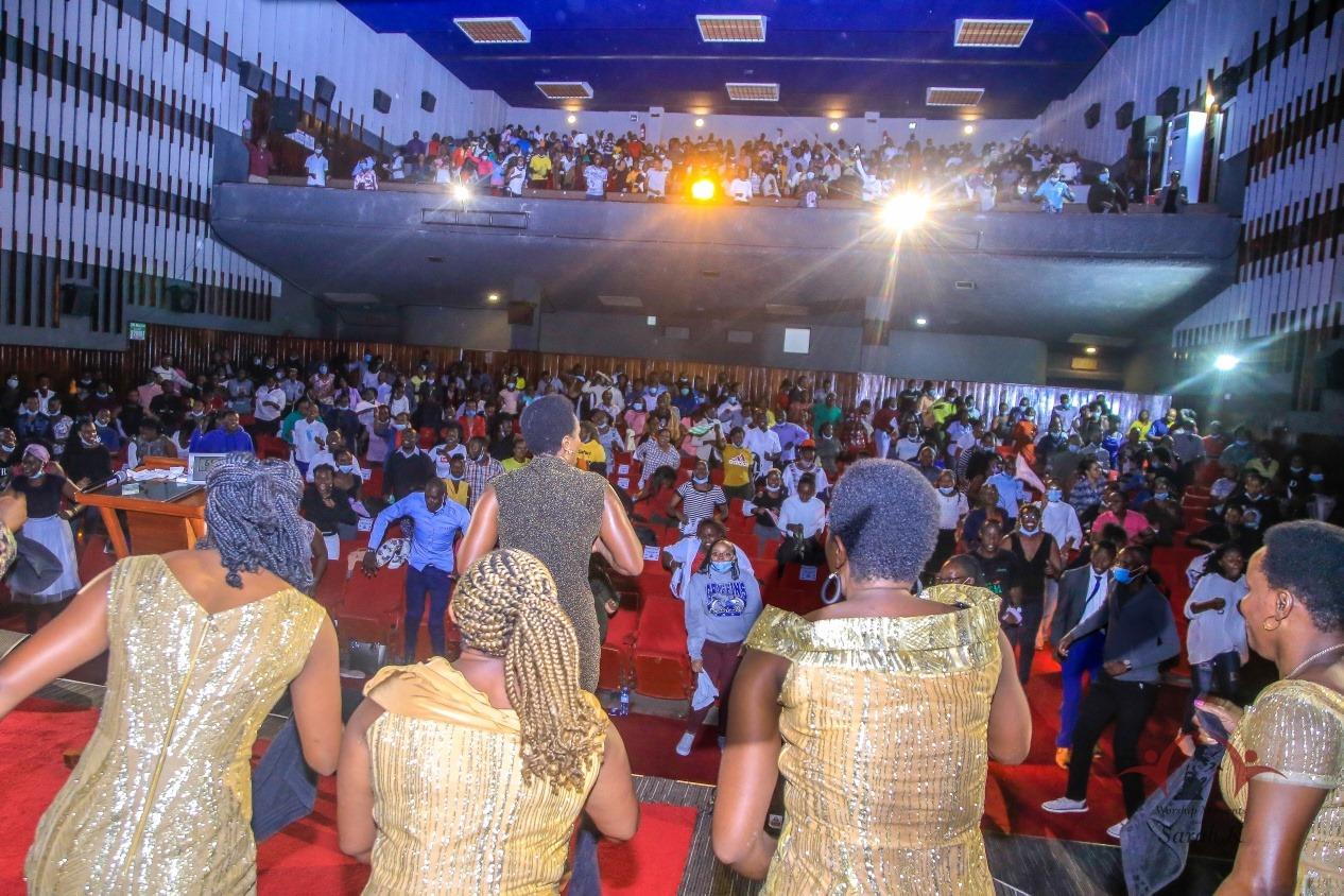 Sarah K Ministries Worship Moments